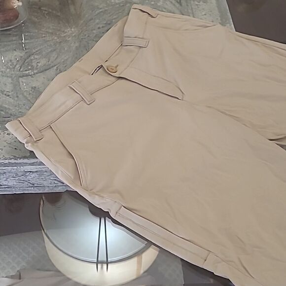 Copy - Eddie BAUER TECHNICAL PANTS 38 X 32 LIKE NEW - Picture 3 of 5